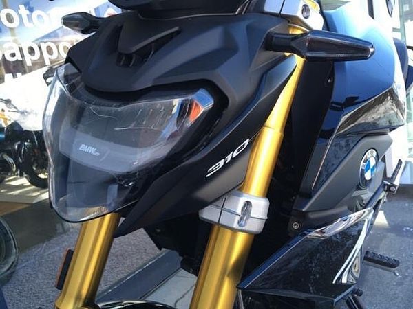 BMW G310R 店頭現車無し、要取り寄せ車両。 5