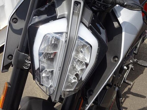 KTM 390 DUKE 5