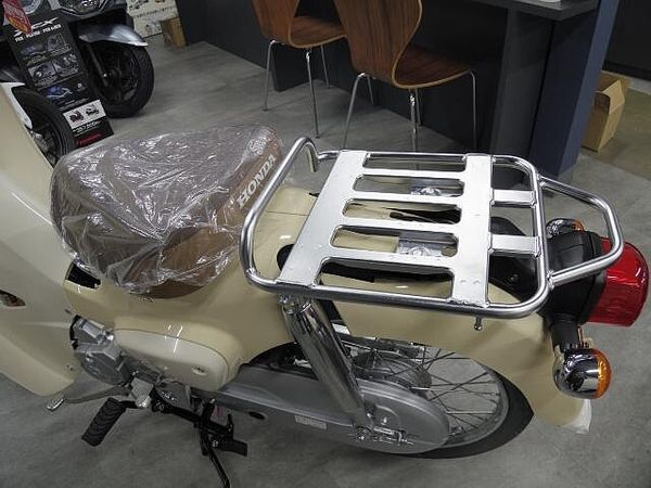 ホンダ スーパーカブ50 在庫有ります。即納出来ます。 8