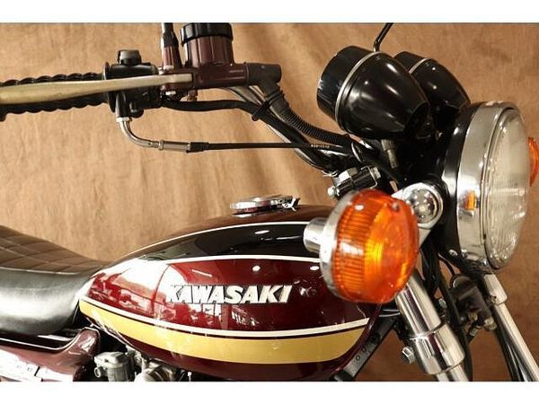 カワサキ Z1 (900SUPER4) 「時代はナナハン・オーバー」世界を射止めたカワサキ初の空冷4気筒、DOHC903cc! 2