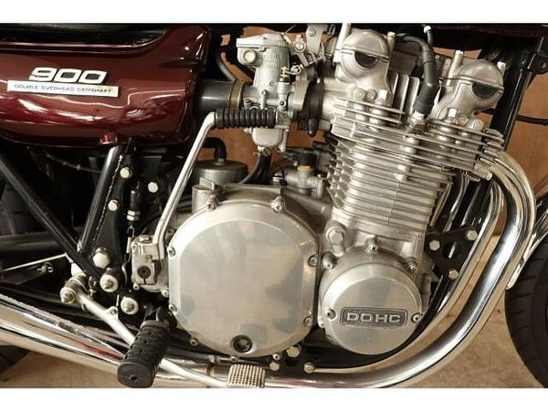 カワサキ Z1 (900SUPER4) 「時代はナナハン・オーバー」世界を射止めたカワサキ初の空冷4気筒、DOHC903cc! 6