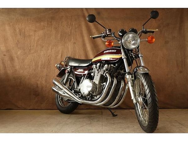 カワサキ Z1 (900SUPER4) 「時代はナナハン・オーバー」世界を射止めたカワサキ初の空冷4気筒、DOHC903cc! 10