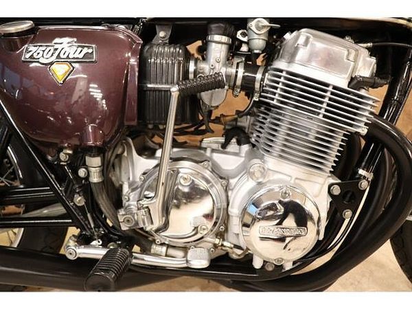 ホンダ CB750フォア(CB750K) 2.9%低金利ローン実施中!2〜10年の残価設定ローンもスタート!法人名義もご相談下さい。 6
