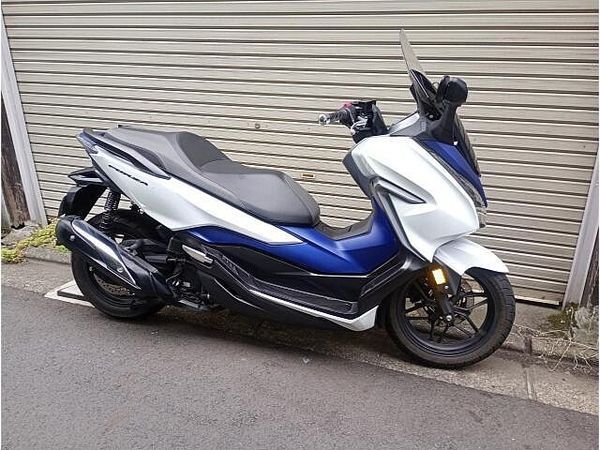 ホンダ フォルツァ 距離もまずまずまだまだ元気、ホンダが誇るフラッグシップスクーター 1