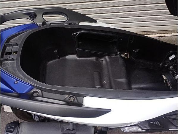 ホンダ フォルツァ 距離もまずまずまだまだ元気、ホンダが誇るフラッグシップスクーター 7