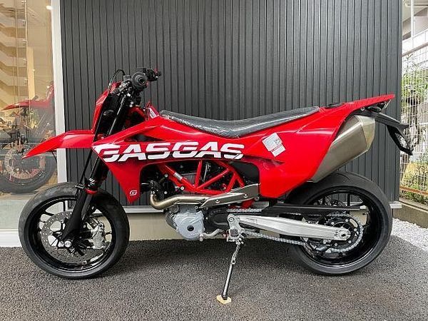 ガスガス SM700 3