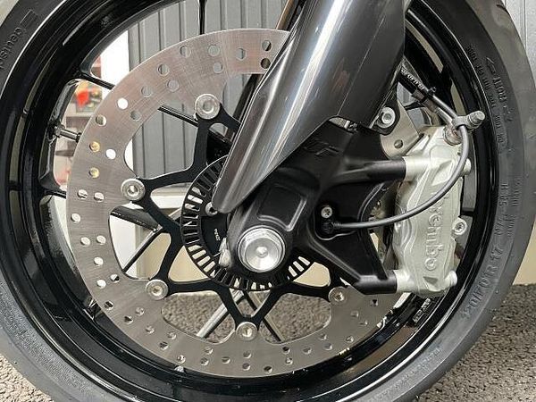 ガスガス SM700 8