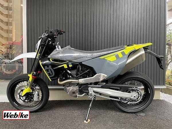 ハスクバーナ 701 SUPERMOTO 4