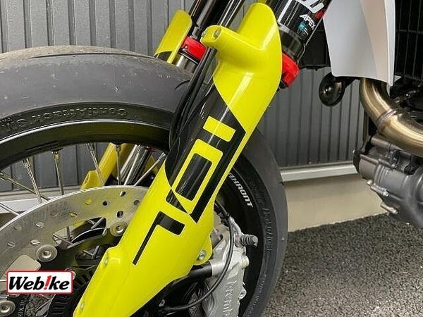 ハスクバーナ 701 SUPERMOTO 10