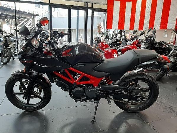 ホンダ VTR-F VTR250F 3
