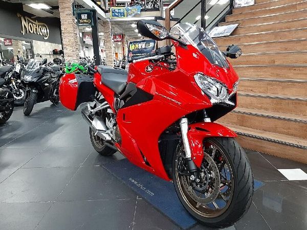 ホンダ VFR800F VFR800F 2