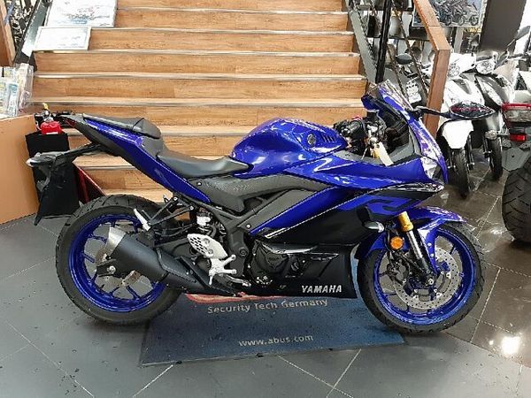 ヤマハ YZF-R25 YZF-R25 1