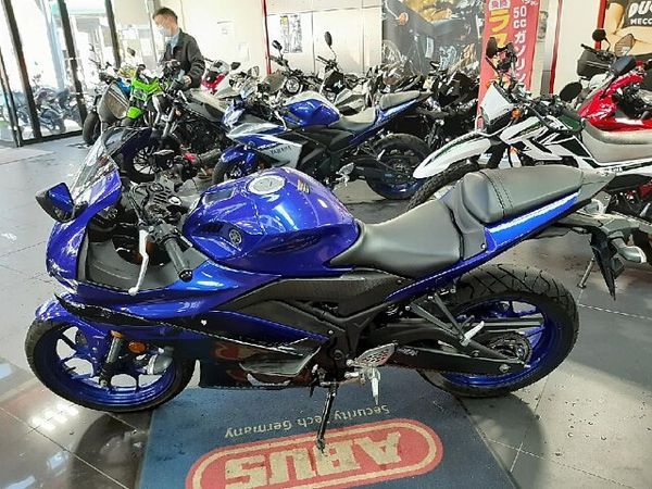 ヤマハ YZF-R25 YZF-R25 3