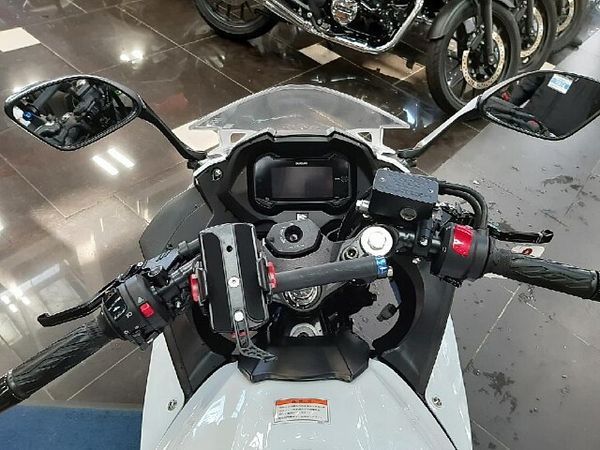 スズキ GSX250R GSX250R 5