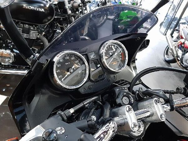 ホンダ CB400スーパーボルドール CB400SBABS 5