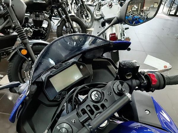 ヤマハ YZF-R25 YZF-R25 5