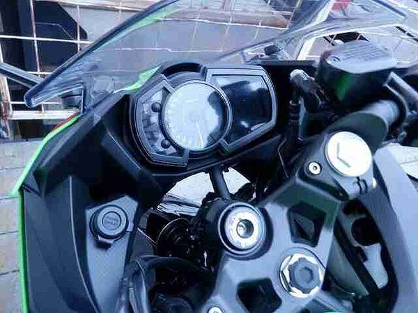 カワサキ ニンジャ 400 Ninja400 KRT 4