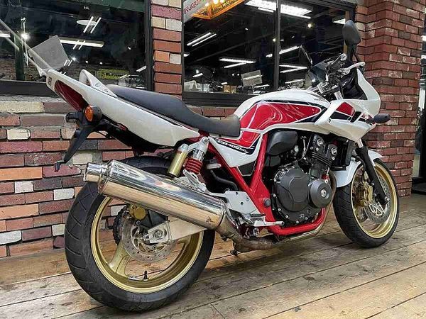 ホンダ CB400スーパーボルドール CB400SB 3