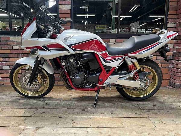 ホンダ CB400スーパーボルドール CB400SB 6