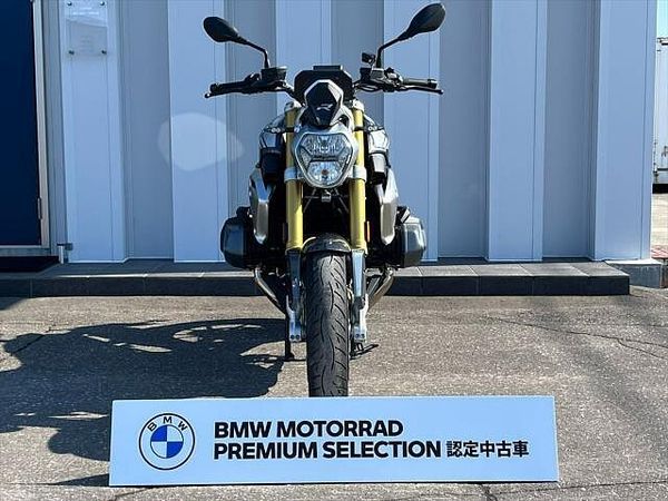 BMW R1250R ご自宅迄の配送料全国どこでも¥22,000円(税込)で、お届け可能です。※離島は除く 3