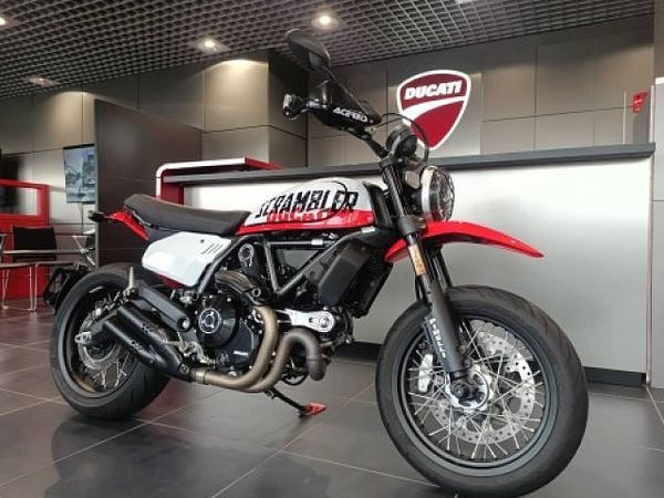 ドゥカティ Scrambler Urban Motard 1