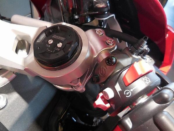 ドゥカティ PANIGALE V2 【新車在庫あり】即納可能です! メーカー完売車! 6