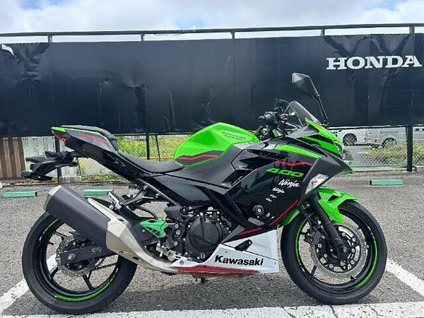 カワサキ ニンジャ 400 Ninja400KRT 1