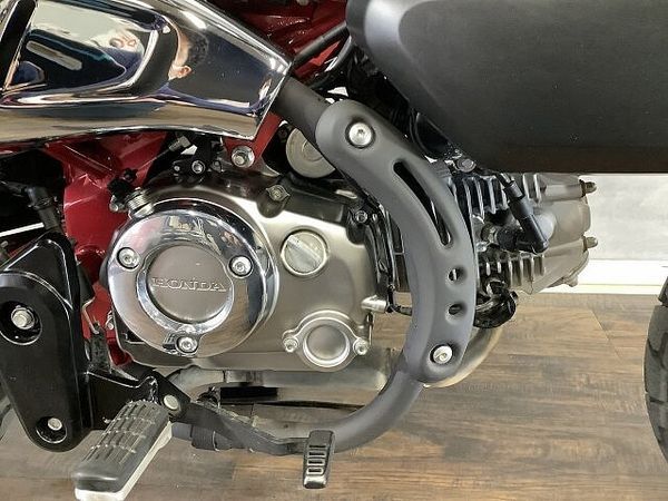 ホンダ モンキー125 モンキー125 ゆるいカラーリングでのんびり走れるオシャレモンキー 8