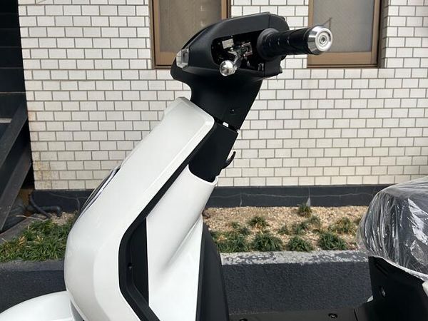 ホンダ EM1e 8