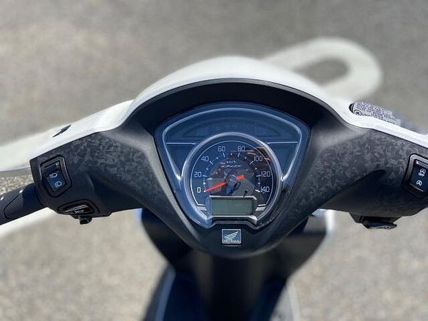 ホンダ ディオ110 街に出る楽しさも、気の向くまま走る自由も・・・アクティブな毎日をDio110で駆け抜けよう 7