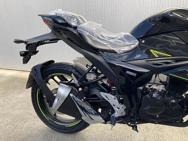 スズキ ジクサー 150 スズキ正規代理店☆彡ニューカラー入荷しました!2023モデル!入門タイプ 4