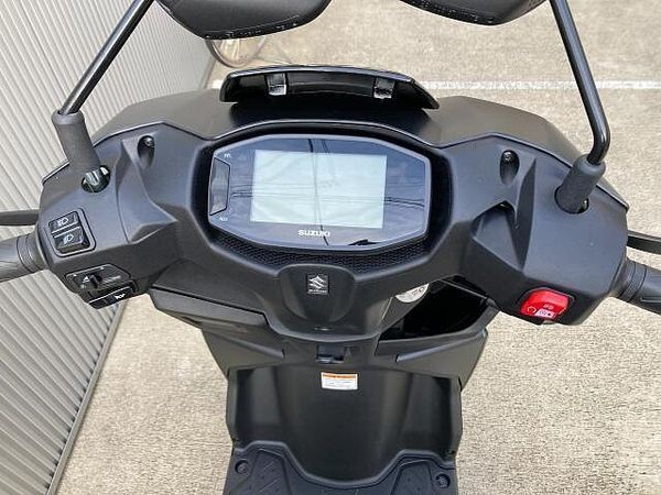 スズキ アヴェニス125 店頭在庫無し/お取寄せ車両/スズキ正規取扱店!LEDヘッドライト/デジタルメーター装備車☆ 4