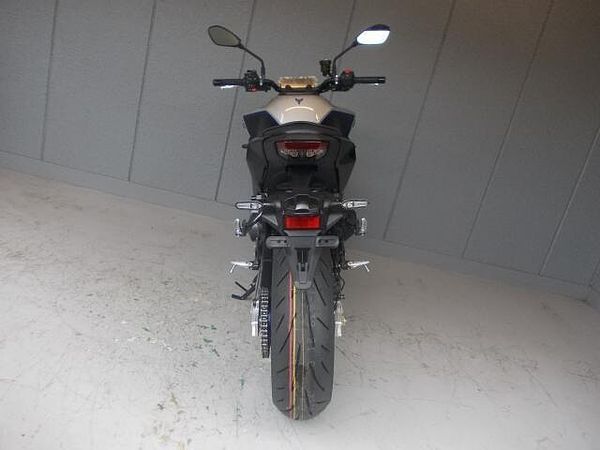 ヤマハ MT-09 SP RN87Jモデル 店頭現車無し、要取り寄せ車両。■『MT-09SP』の事ならYSP宇治におまかせ下さい!■ 4